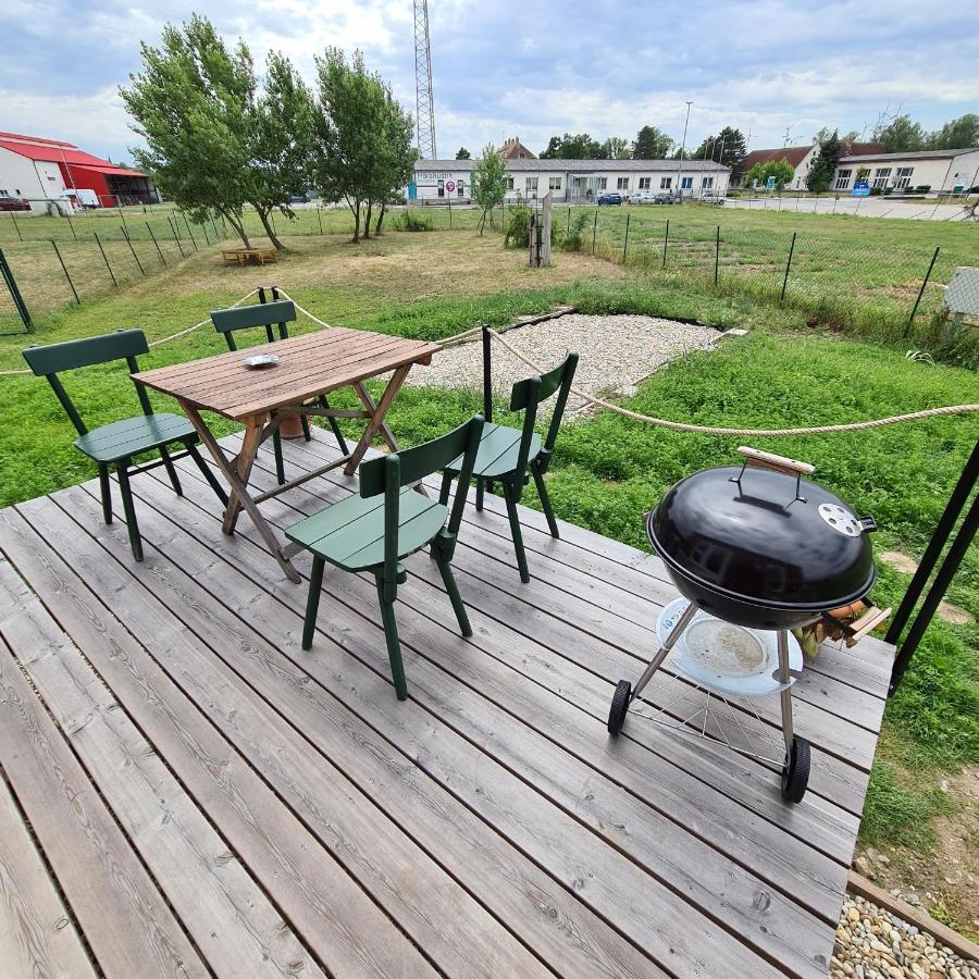 Tiny House Villa Neusiedl an der Zaya Exterior foto